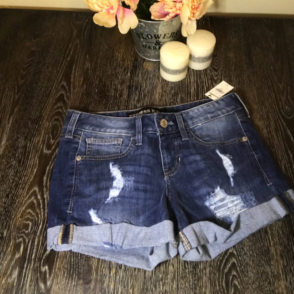 🛍BRAND NEW DENIM SHORTS